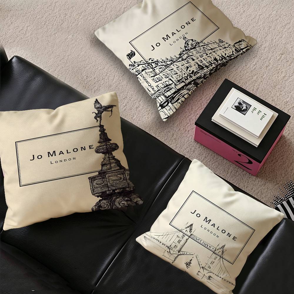 Home Decor Logo Design - غطاء وسادة بتصميم شعار J-Jo M-Malone،