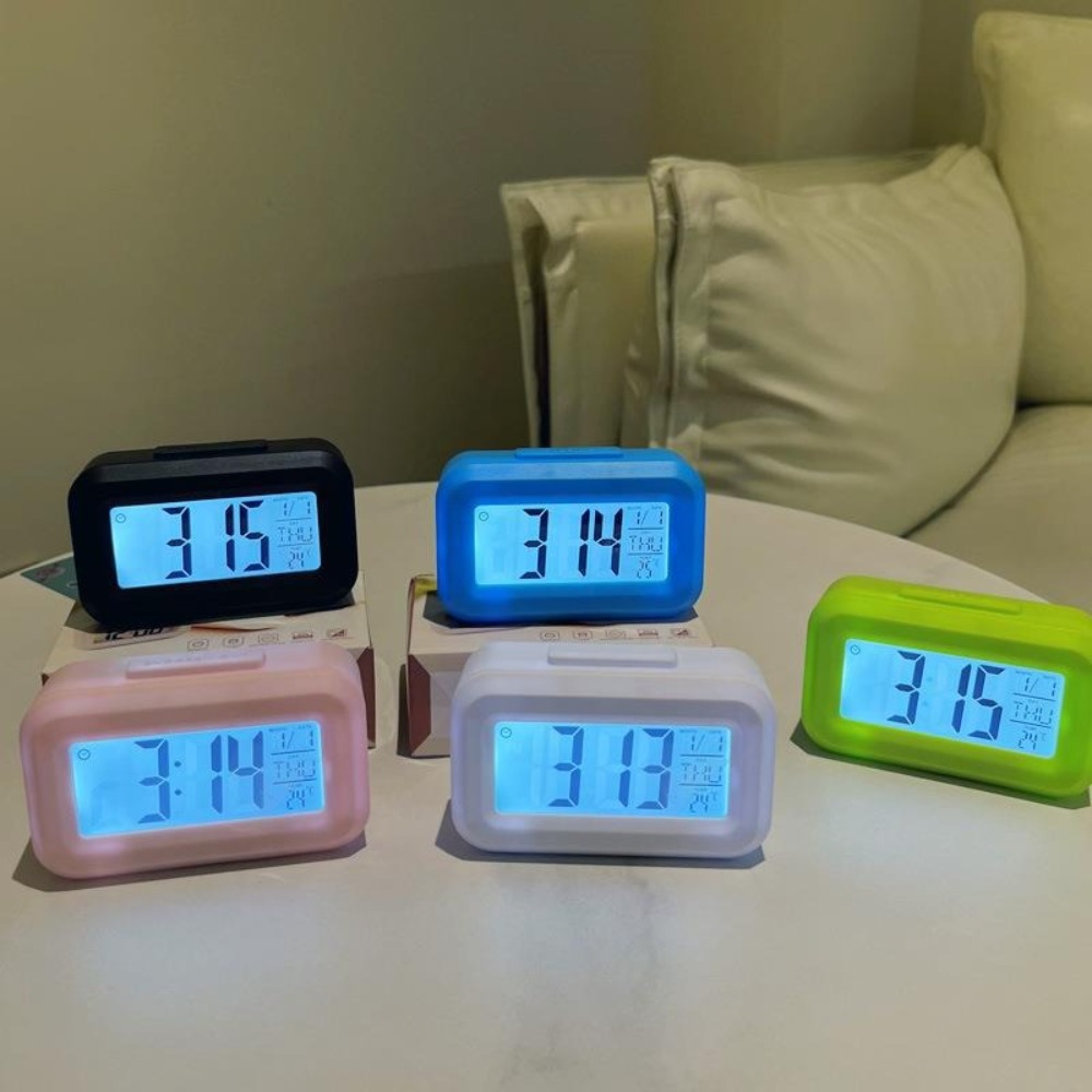 شاشة الكريستال السائل المنبه ا - مراجعة Vintage Alarm Clock وسعره