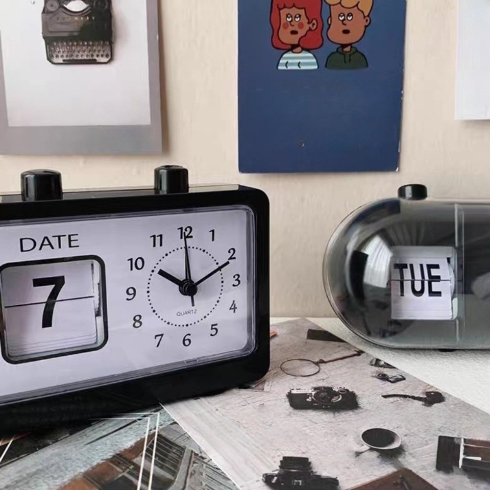 ساعة تقويم إلكترونية بتقليب ال - مراجعة Vintage Alarm Clock وسعره